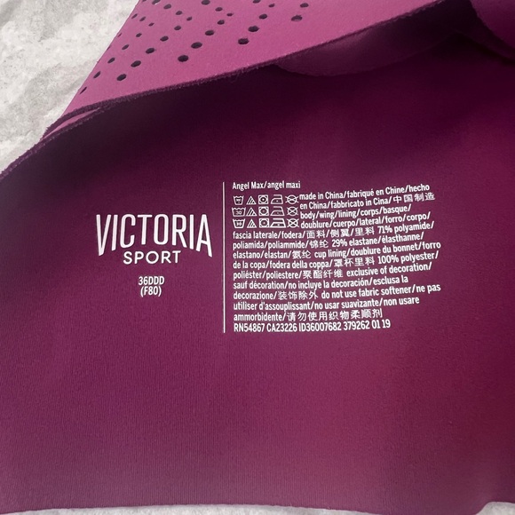 Victoria secret featherweight Max sports Bra - Picture 2 of 3